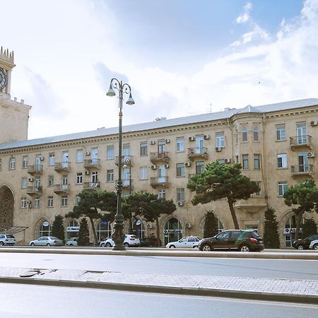 Clock Tower Apartment In Baku Exterior foto