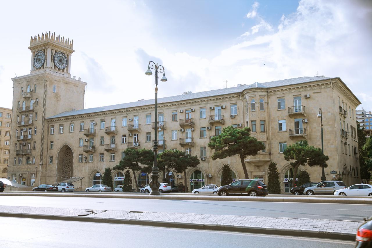 Clock Tower Apartment In Baku Exterior foto